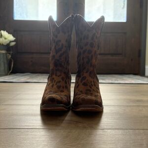 Cow girl boot Corral